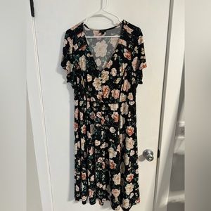 Torrid - Floral Midi Dress with Buttons - Size 2 (18/20)